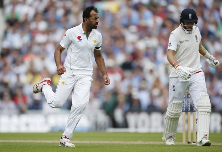 pakistan 039 s wahab riaz celebrates the wicket of england 039 s joe root at the oval on august 11 2016 photo reuters