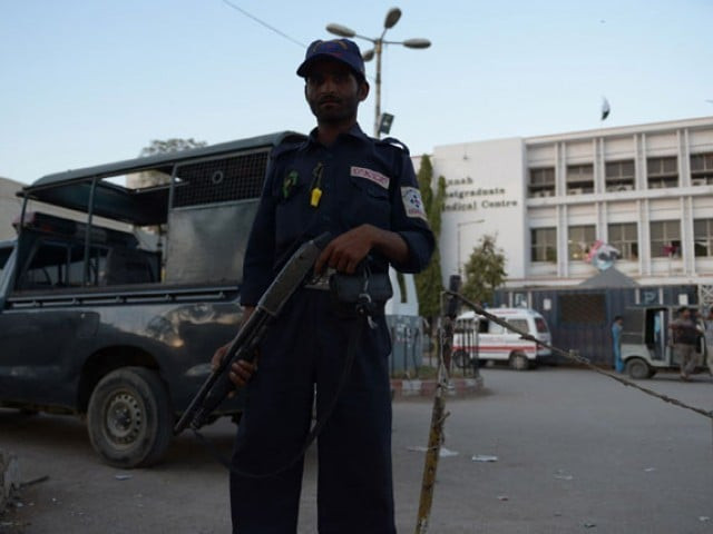 cjp asks sindh govt to remain vigilant warning of militants working in guise of security personnel photo afp cjp asks sindh govt to remain vigilant warning of militants working in guise of security personnel photo afp