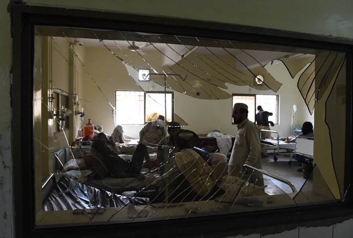 victims injured in a suicide bombing are treated at a hospital in quetta on august 8 2016 photo afp