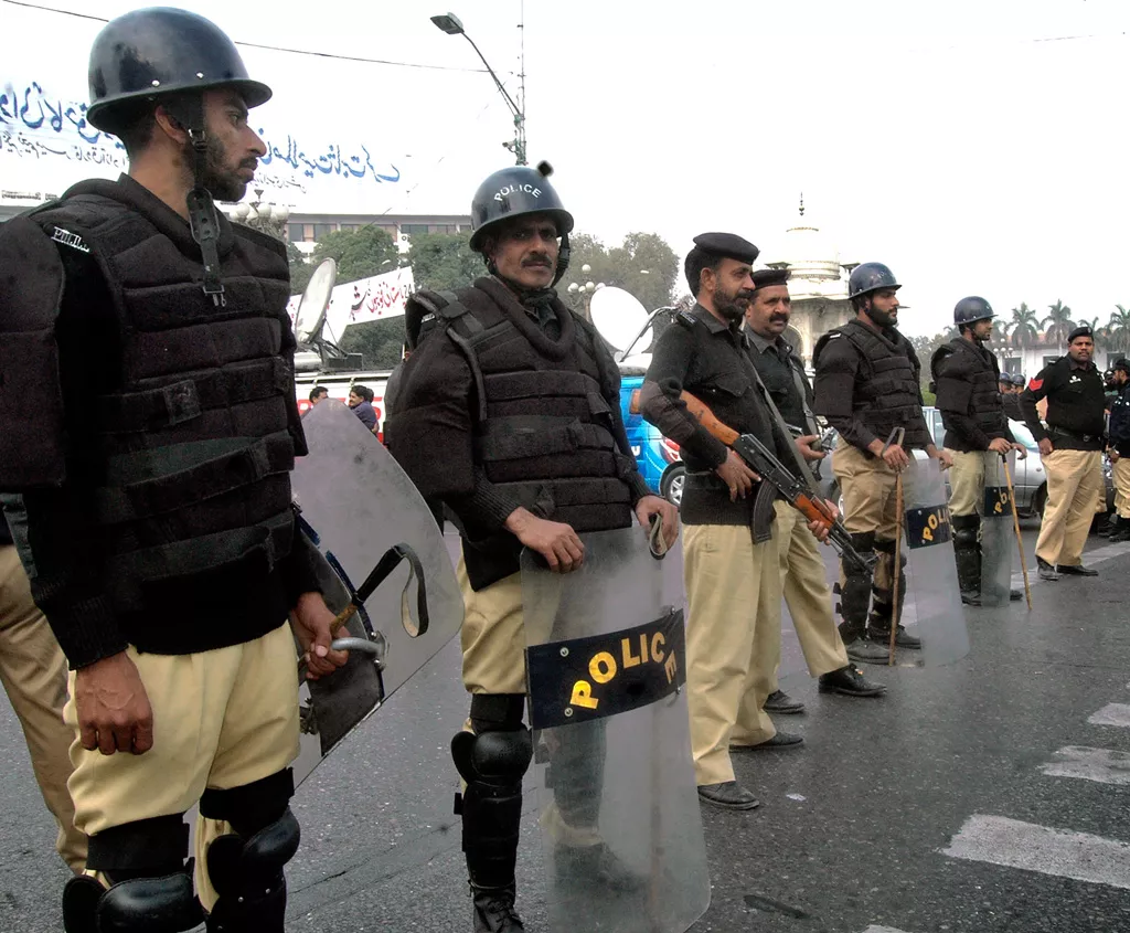 a spokesman for the dpo told the express tribune that an inquiry had been ordered against the constable and a team had been formed to investigate the claims photo file a spokesman for the dpo told the express tribune that an inquiry had been ordered against the constable and a team had been formed to investigate the claims photo file