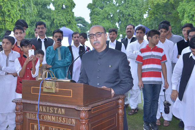 pakistan 039 s high commissioner to india abdul basit addressing a ceremony held at the pakistan high commission in new delhi to commemorate the 70th independence day of pakistan on sunday august 14 2016 photo twitter com paknewdelhi