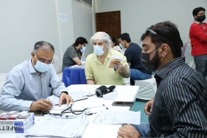 arts council karachi opens up vaccination facility for kpc members media workers