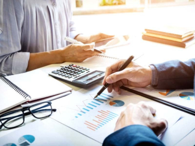 the fbr had reported its total tax collection in the last fiscal year at rs3 998tr which the sources said the agrp has shown at rs3 898tr in its accounts photo file the fbr had reported its total tax collection in the last fiscal year at rs3 998tr which the sources said the agrp has shown at rs3 898tr in its accounts photo file