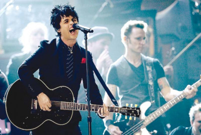 comeback green day returns with album