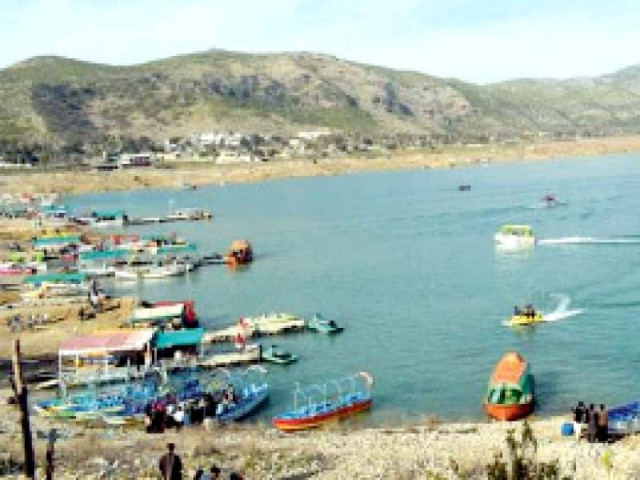ban imposed on swimming in khanpur dam ban imposed on swimming in khanpur dam