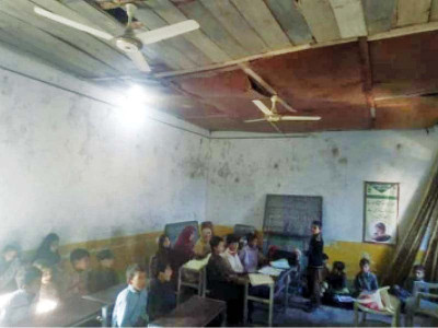 students forced to take classes on floor students forced to take classes on floor