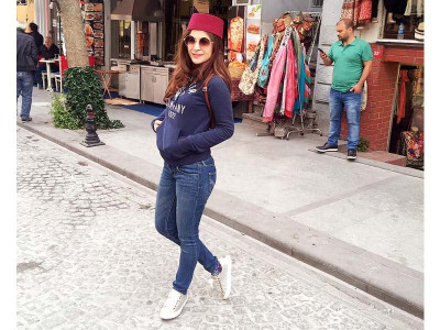 toss up ayesha omer toss up ayesha omer