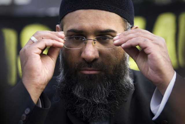 islamic preacher anjem choudary addresses members of the media during a protest supporting the shari 039 ah law in north london october 31 2009 photo reuters islamic preacher anjem choudary addresses members of the media during a protest supporting the shari 039 ah law in north london october 31 2009 photo reuters