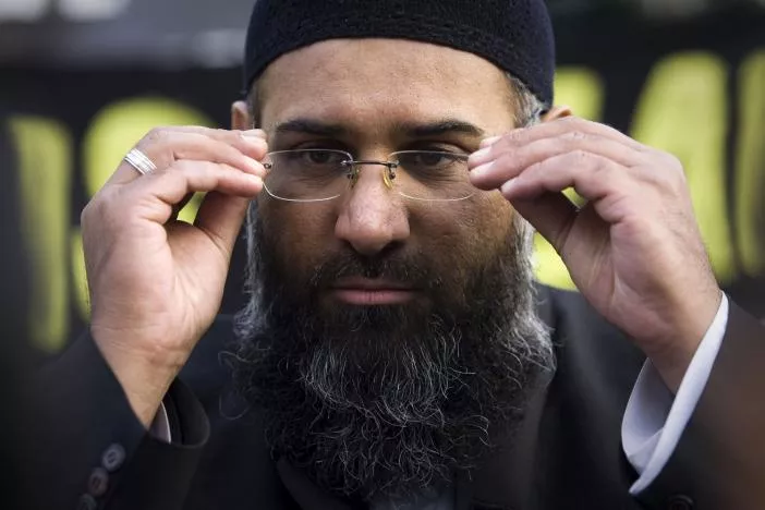 islamic preacher anjem choudary addresses members of the media during a protest supporting the shari 039 ah law in north london october 31 2009 photo reuters islamic preacher anjem choudary addresses members of the media during a protest supporting the shari 039 ah law in north london october 31 2009 photo reuters