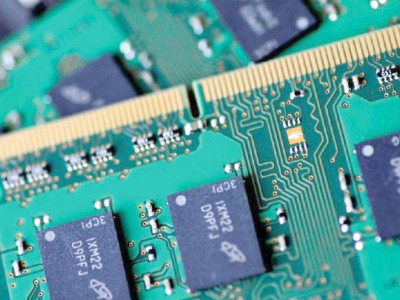 war threatens neon output for chips