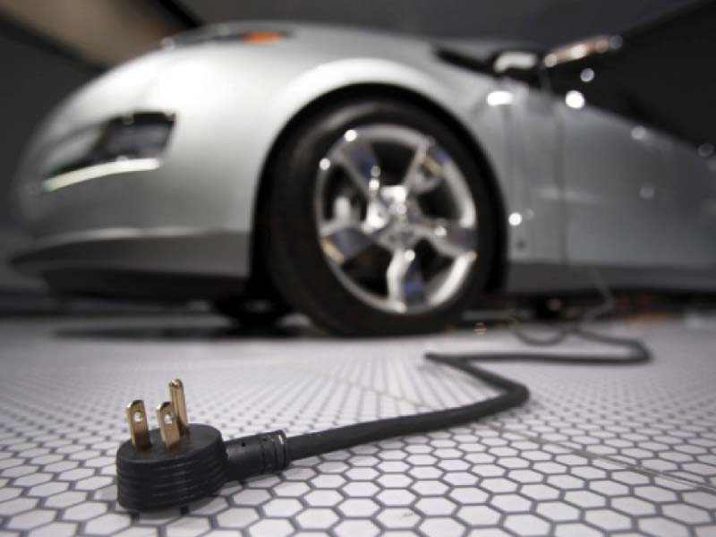 EV dealers call for incentives