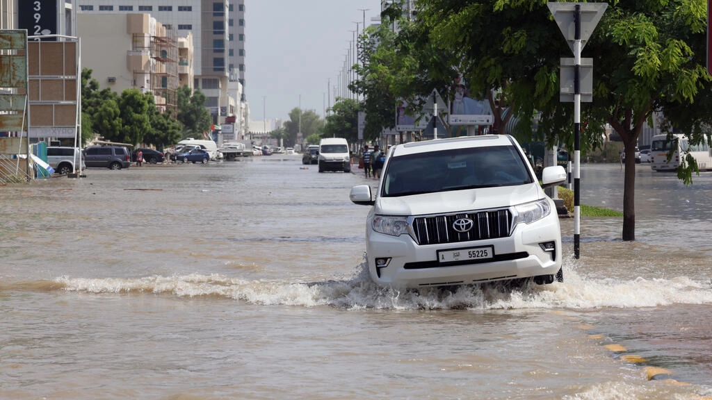 Photo of Unseasonable rains leave seven dead in UAE