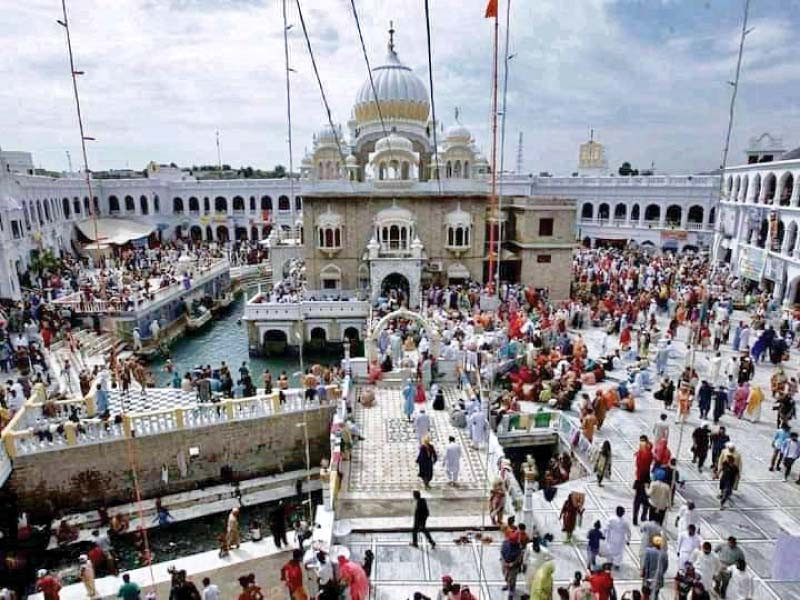 a large number of hindu and sikh pilgrims took part in the raksha bandhan festival in siri panja sahib hassanabadal photo express