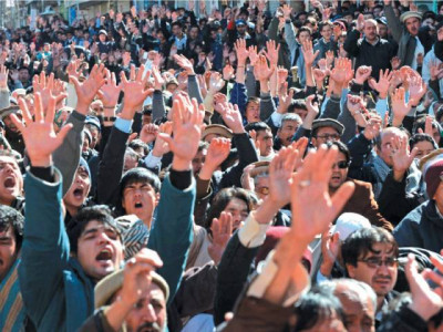 waiting in queue locals protest demise of elder in ambulance waiting in queue locals protest demise of elder in ambulance