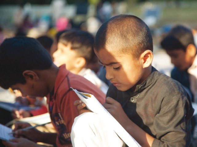 giving children their basic right to education photo file giving children their basic right to education photo file