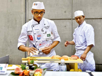pakistani chef reaches world sushi cup final pakistani chef reaches world sushi cup final