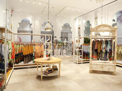 sapphire s concept store opens doors in lahore sapphire s concept store opens doors in lahore