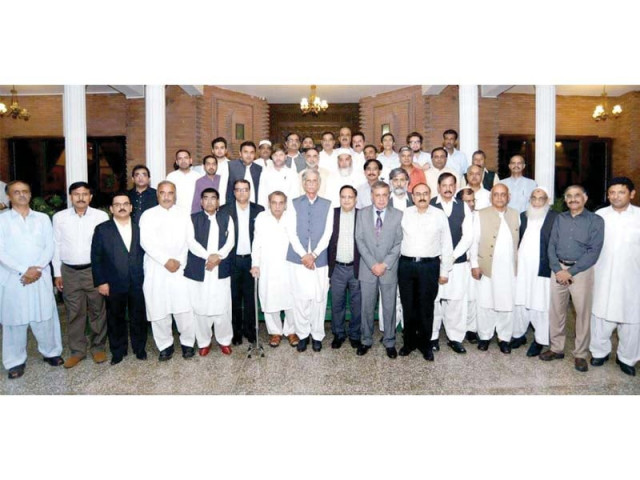 group photo of k p cm pervez khattak with cpne president zia shahid secretary general aijazul haq arif nizami jamil ather mehtab khan rehmat ali razi haroon shah anwer sajdi tahir farooq dr jabbar khattak ghulam nabi chandio mushtaq qureshi irfan ather ayaz khan mumtaz sadiq arif baloch rehman mangrio mohammad basheer and others photo express group photo of k p cm pervez khattak with cpne president zia shahid secretary general aijazul haq arif nizami jamil ather mehtab khan rehmat ali razi haroon shah anwer sajdi tahir farooq dr jabbar khattak ghulam nabi chandio mushtaq qureshi irfan ather ayaz khan mumtaz sadiq arif baloch rehman mangrio mohammad basheer and others photo express