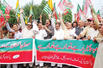 solidarity pti protests indian aggression in kashmir solidarity pti protests indian aggression in kashmir