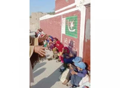 angry parents lock up school angry parents lock up school