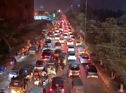citizens brave another day of traffic mess