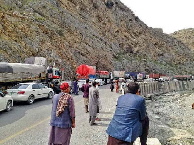 torkham crossing reopens after six days torkham crossing reopens after six days
