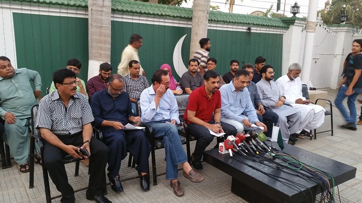 mustafa kamal blames mqm chief for inciting violence photo psp