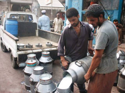milk sellers protest against pfa crackdown milk sellers protest against pfa crackdown