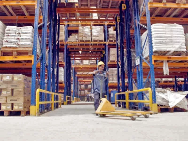 warehousing thrives smes struggle warehousing thrives smes struggle