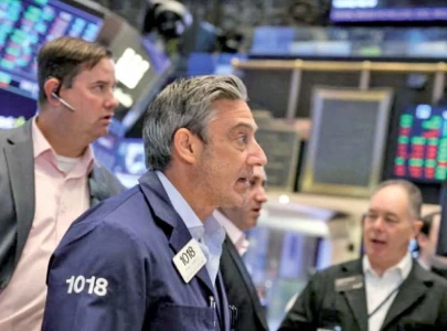 forecasts show us earnings decline in q2fy23