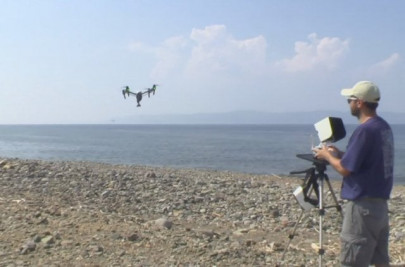 refugee who made it returns with drone to halt drownings refugee who made it returns with drone to halt drownings