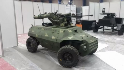 iraq develops gun wielding robot to combat islamic state iraq develops gun wielding robot to combat islamic state
