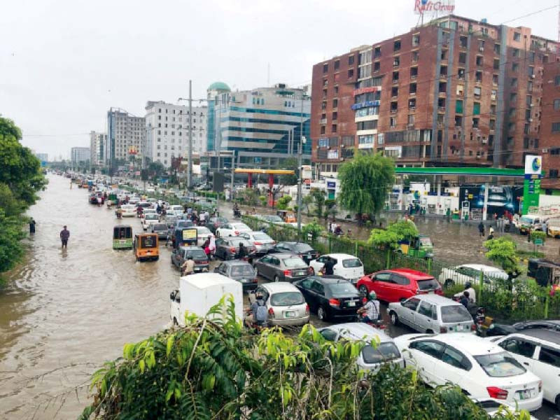 motorists struggle to commute as lahore s main roads remain deluged after heavy rain battered the metropolis photos zahoor ahmed imtiaz khan express