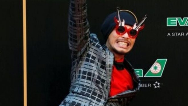 penang district police chief mior faridalathrash wahid said the magistrates court had refused to extend his arrest because namewee had health problems photo reuters penang district police chief mior faridalathrash wahid said the magistrates court had refused to extend his arrest because namewee had health problems photo reuters