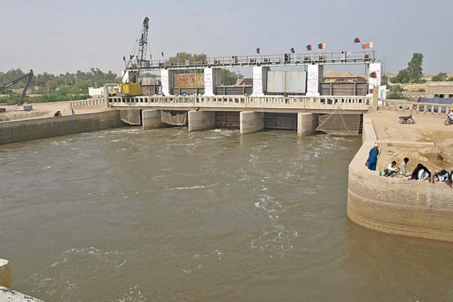 manchhar lake recedes but flood rampage continues