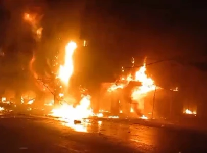 three die as fire engulfs karachi mall three die as fire engulfs karachi mall