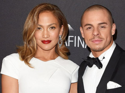 jennifer lopez casper smart split again