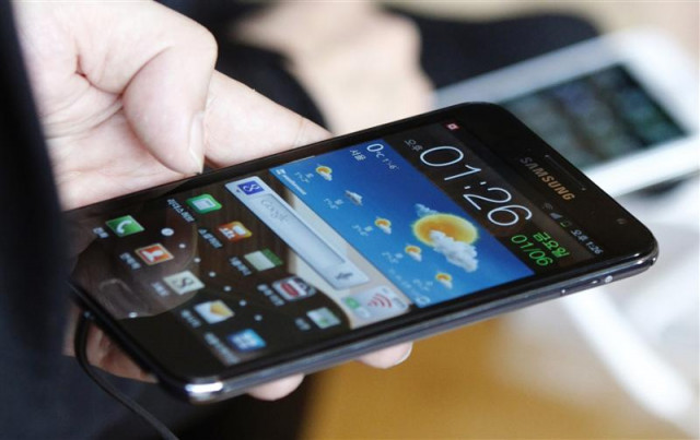 mobilink added over 1 2million new 3g users to its network in july photo reuters mobilink added over 1 2million new 3g users to its network in july photo reuters