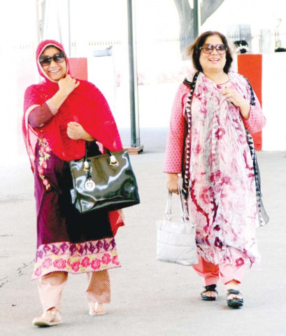 punjab assembly members come to attend the session on friday photo abid nawaz express punjab assembly members come to attend the session on friday photo abid nawaz express