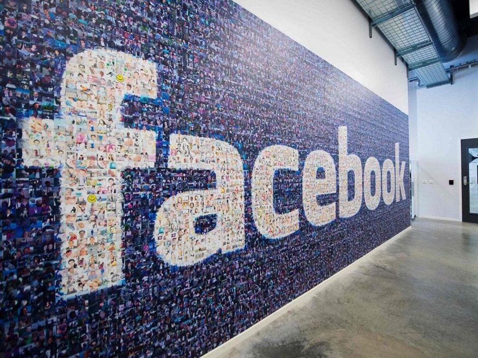 the social media giant will rely heavily on an algorithm to operate the feature photo afp