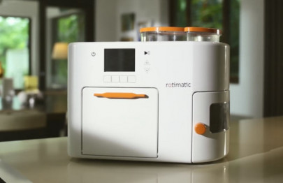 this 999 robot makes perfect rotis all by itself