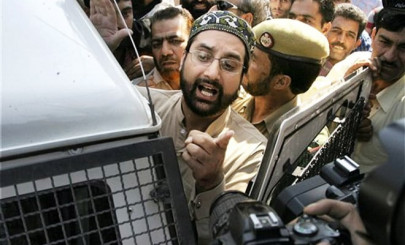 mirwaiz umar farooq arrested in indian held kashmir as toll hits 68 mirwaiz umar farooq arrested in indian held kashmir as toll hits 68