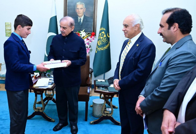 ikramullah hailing from qila saifullah meets prime minister shehbaz sharif at the prime minister s office pmo on march 17 2024 photo pid ikramullah hailing from qila saifullah meets prime minister shehbaz sharif at the prime minister s office pmo on march 17 2024 photo pid