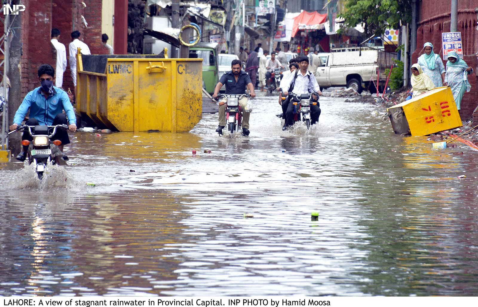 akhlaq ali khan a spokesman for the health department said hospital administrations doctors and paramedical staff had been on duty despite the downpour photo inp