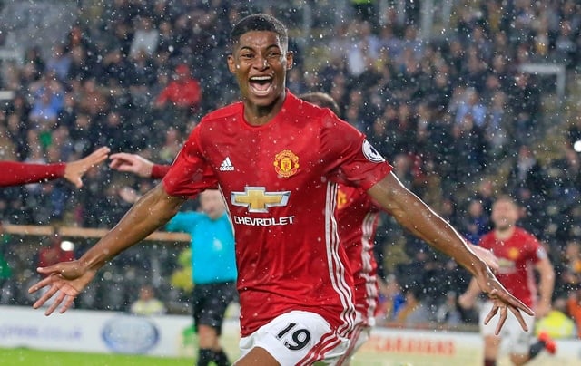 manchester united 039 s english striker marcus rashford celebrates after scoring their late winning goal during the english premier league football match between hull city and manchester united at the kcom stadium in kingston upon hull north east england on august 27 2016 photo afp