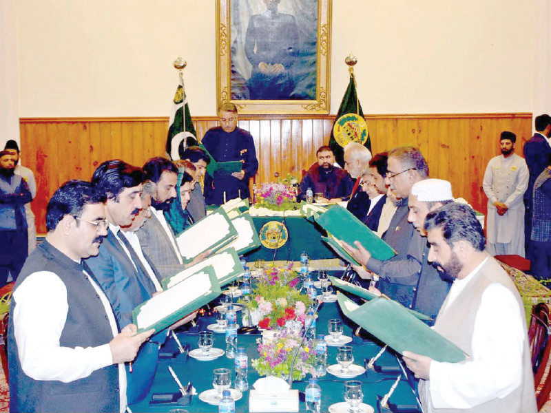 governor abdul wali kakar administers oath to newly inducted balochistan cabinet ministers at governor house on friday photo inp