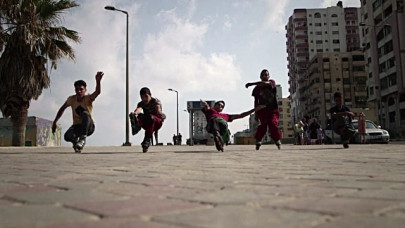 youth movement gazans take up rollerblading