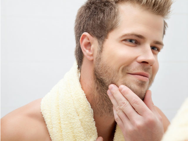 5 benefits of face scrubs for men