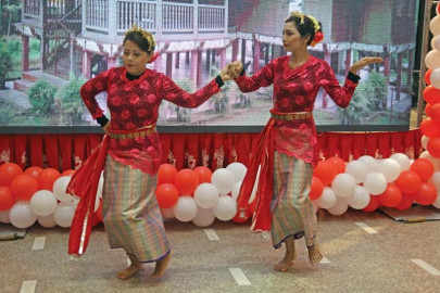 indonesians bring their products to pakistan indonesians bring their products to pakistan