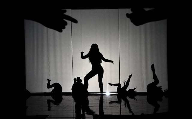 singer britney spears performs during the 2016 mtv video music awards at madison square garden in new york photo afp